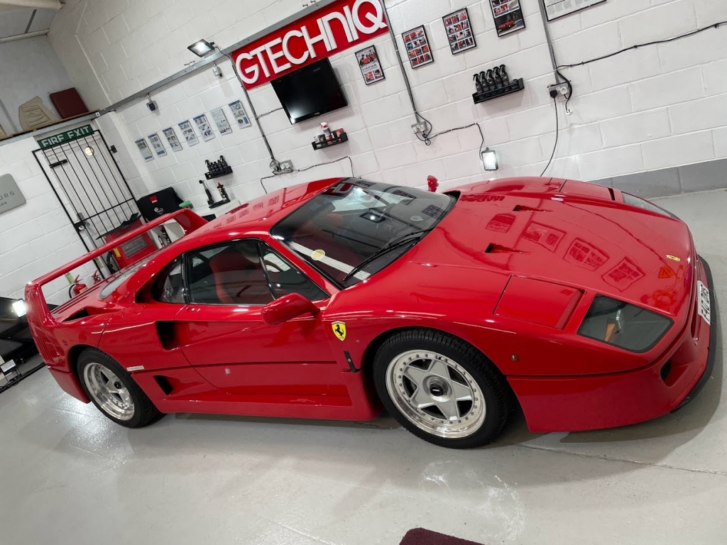 Ferrari f40 detailing